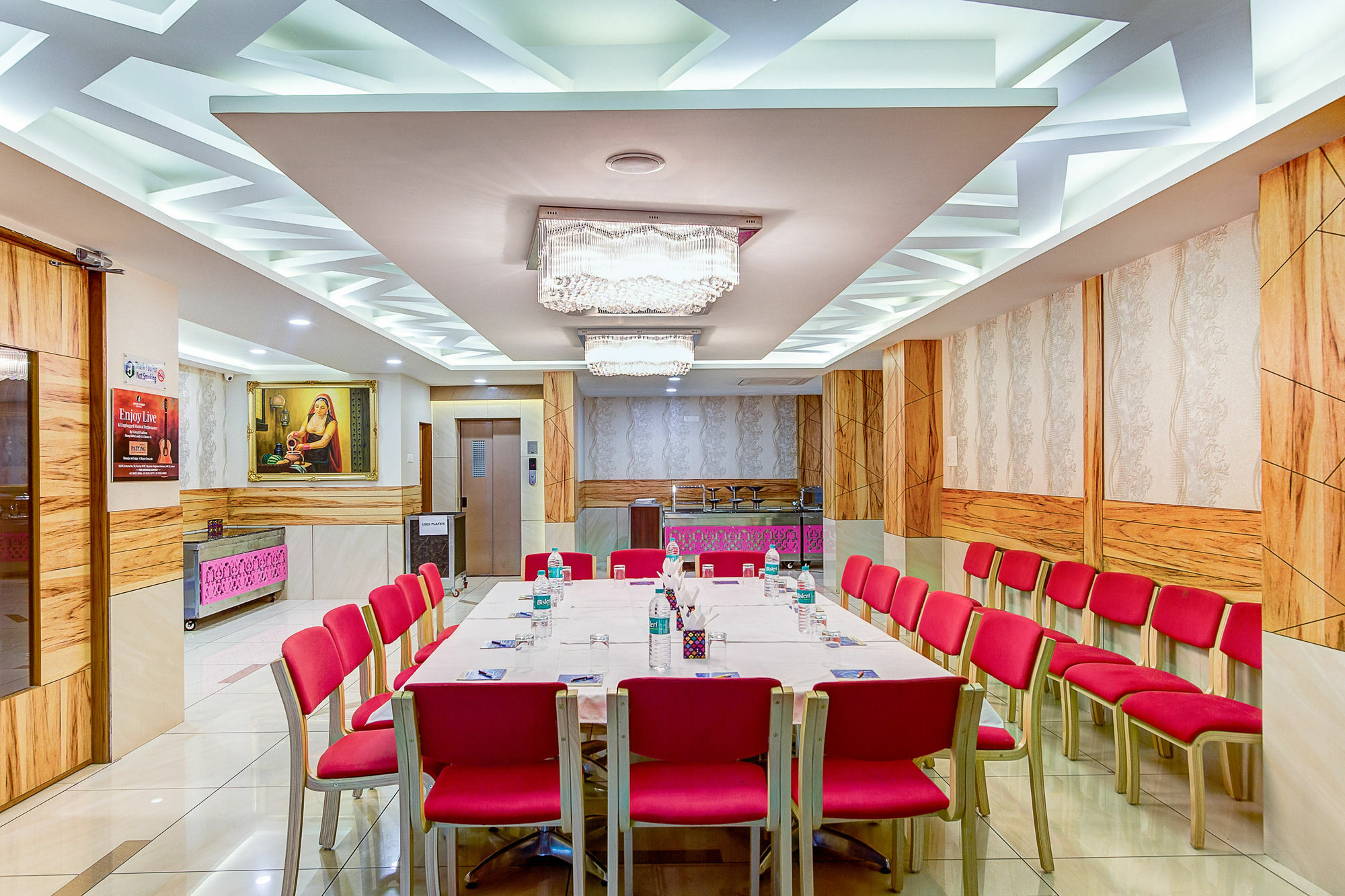 Treebo Daksh Residency Hotel Indore Exterior photo